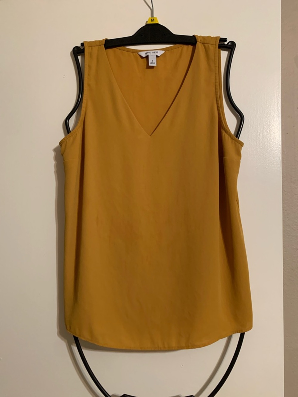 Nine West Mustard V-Neck Sleeveless Cami